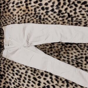 Levi's Women's White High-Rise Skinny Jeans 721